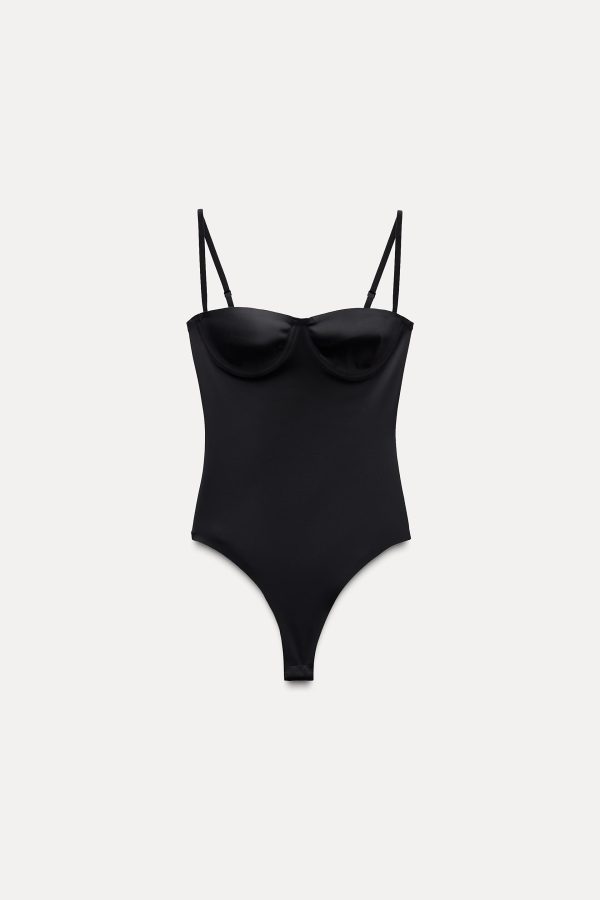 Body lencero satinado negro Zara
